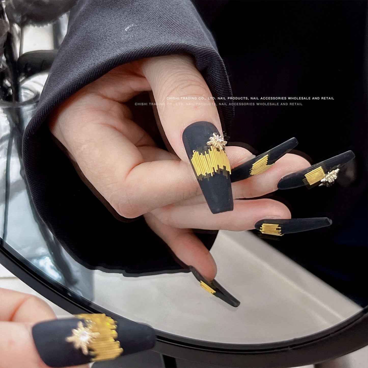 Luxury Black and Gold Striped Nail Stickers