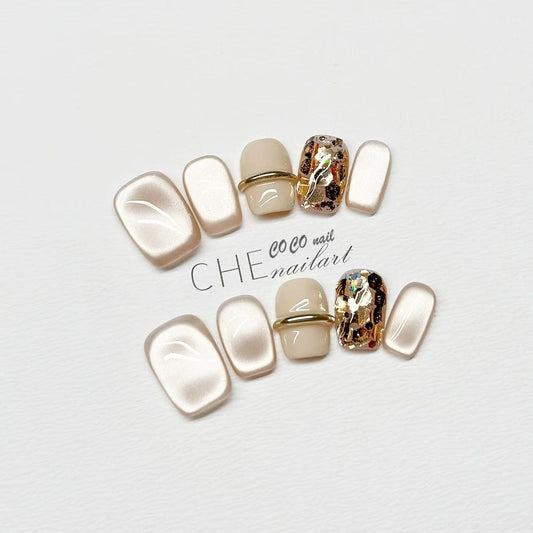 Handmade Press - on Nails:Gentle & Versatile Cat Eye Nail Art