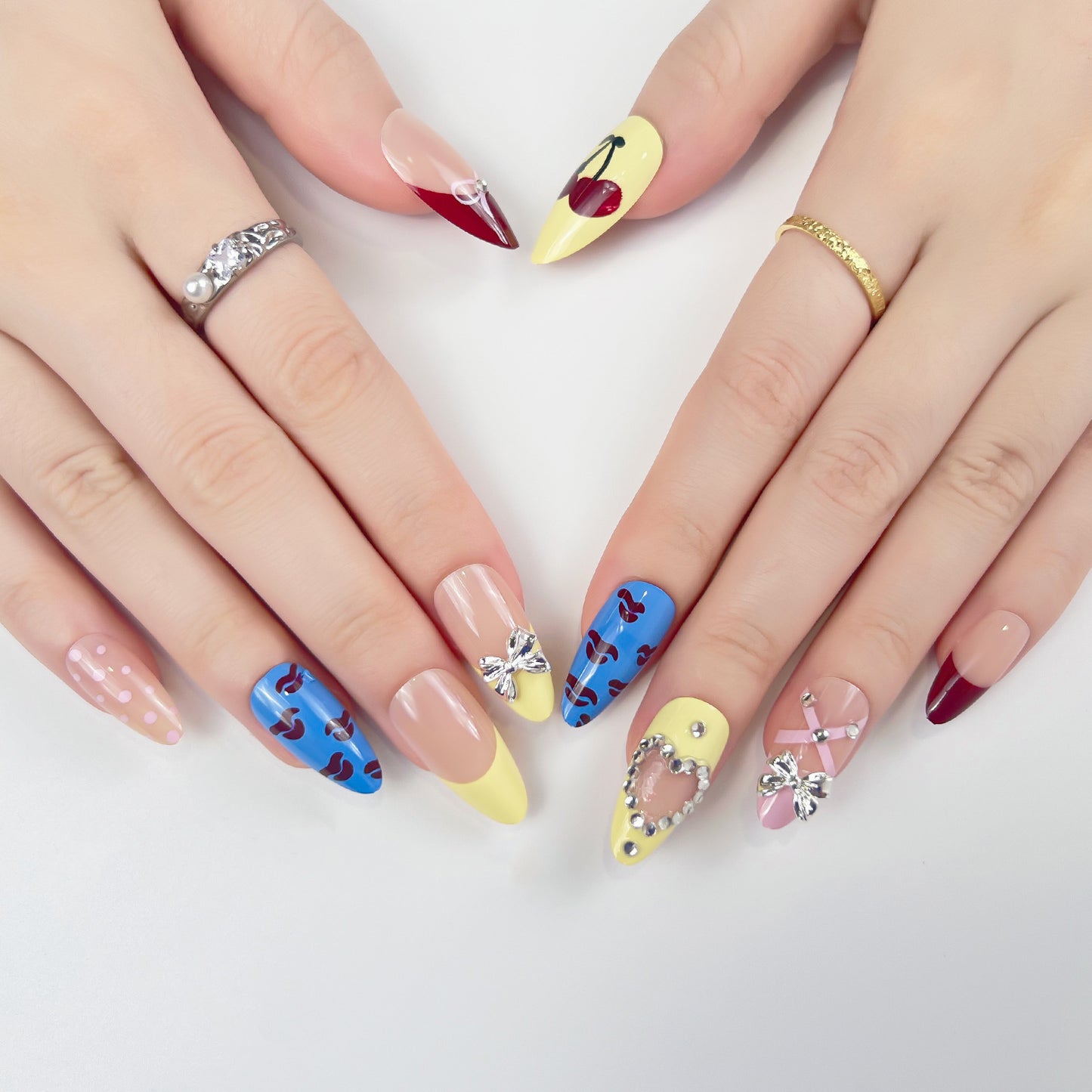 d5dedf15-a0ca-45eb-bef2-23f991b7c976