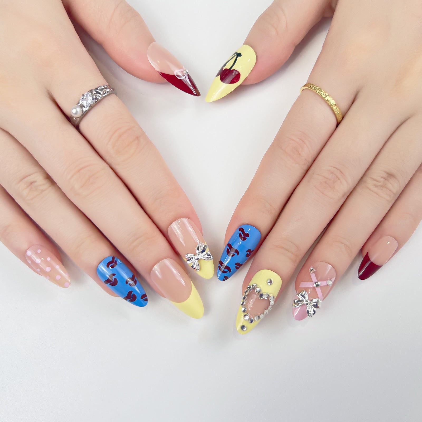 d5dedf15-a0ca-45eb-bef2-23f991b7c976