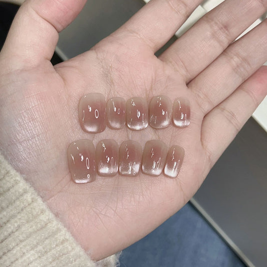 Cat-Eye Gradient Press-On Nails